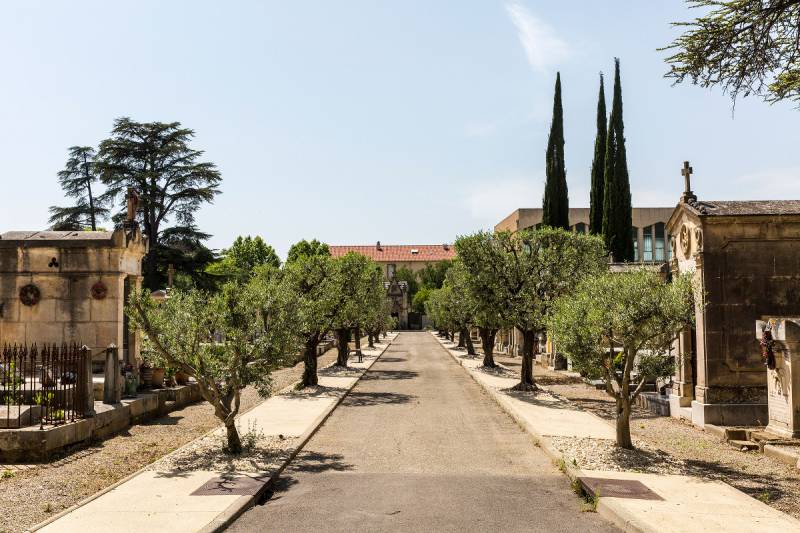 Marbrerie Funéraire du Pays Aixois, cimetière Saint-Pierre Aix-en-Provence, Pays d'Aix